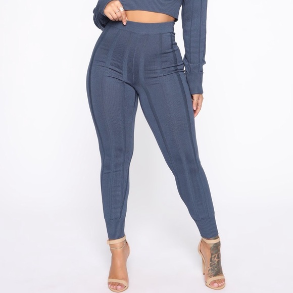 Fashion Nova Ribbed Set - Picture 3 of 4